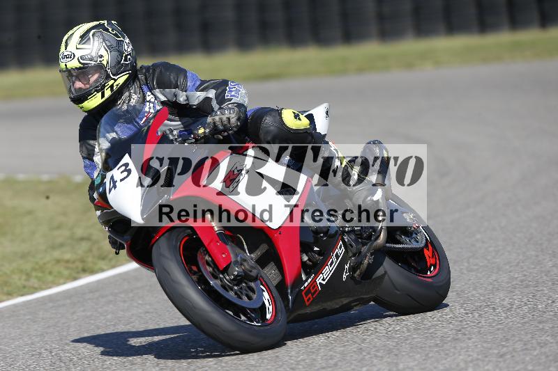 /Archiv-2025/49 26.08.2025 Cornu Master School ADR/blau-bleu/43